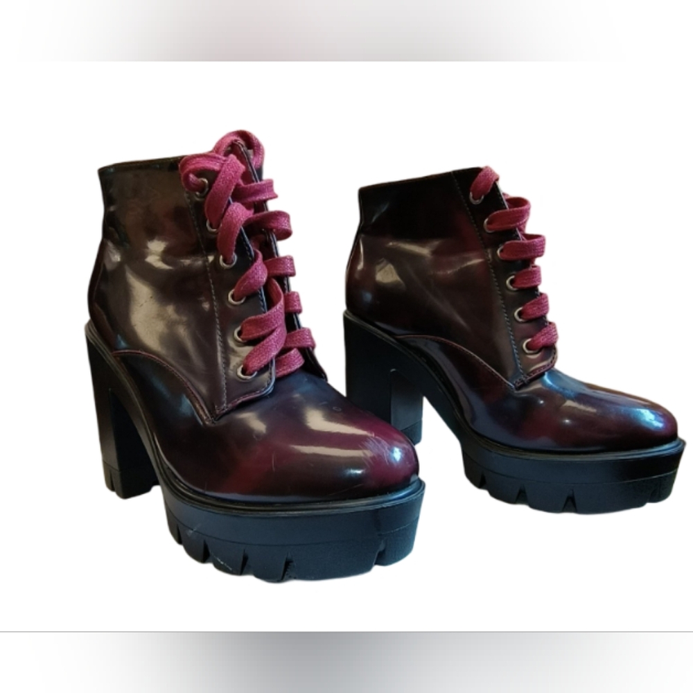 Bamboo Jonas-02 Dark Burgundy Chunky Ankle Boots with Lug Sole Size 9